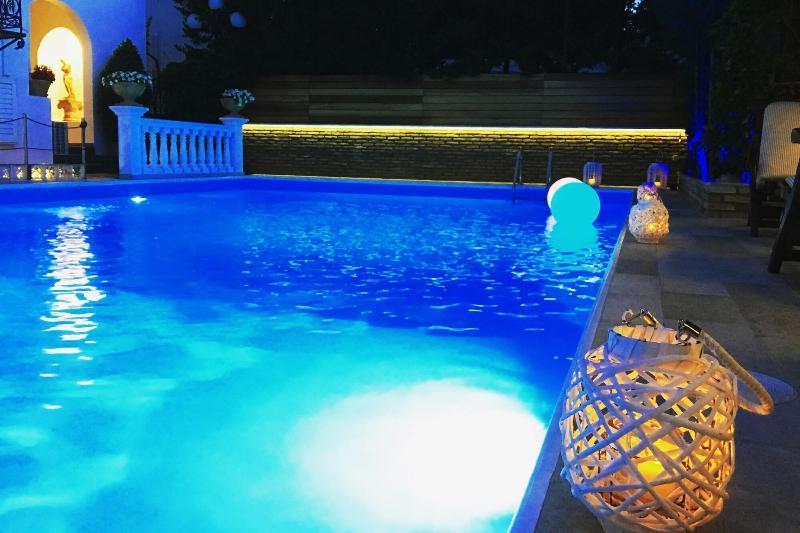 Armata Boutique Hotel Spetses Town Exterior photo