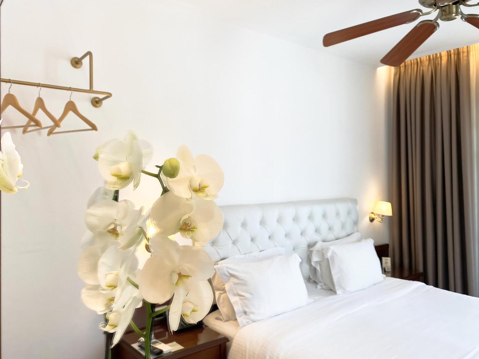 Armata Boutique Hotel Spetses Town Exterior photo