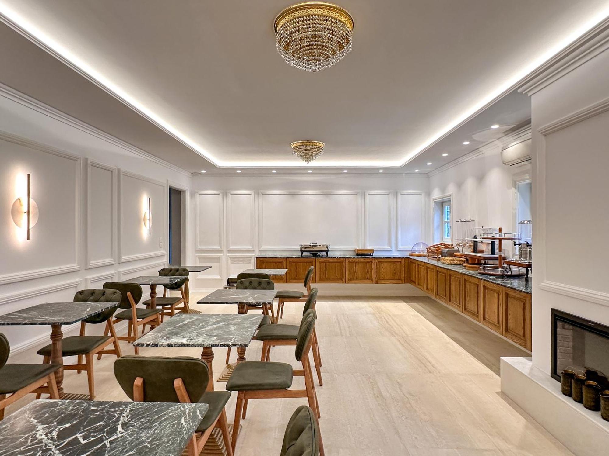 Armata Boutique Hotel Spetses Town Exterior photo