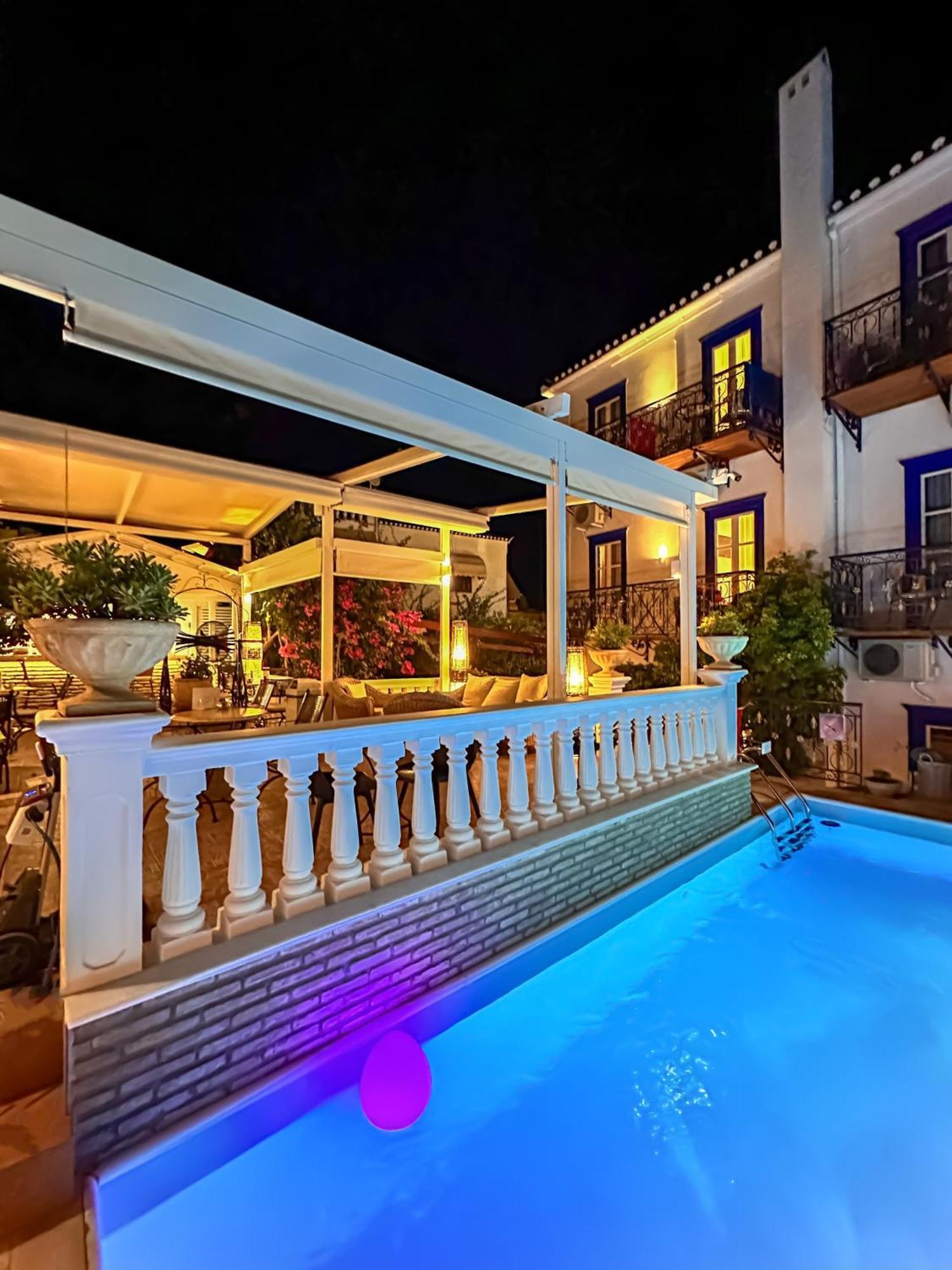 Armata Boutique Hotel Spetses Town Exterior photo